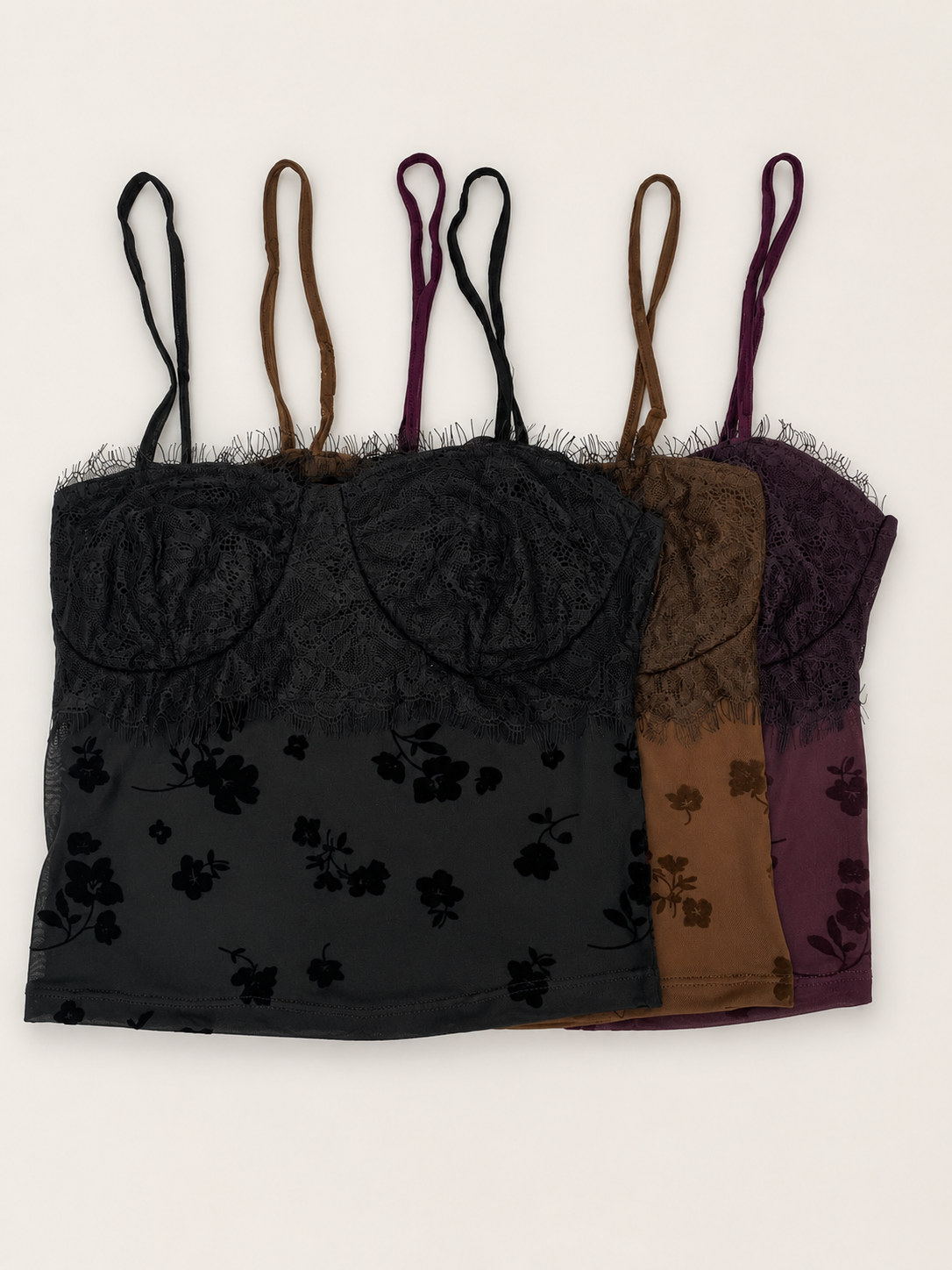 TOP  ENCAJE C/PUNTILLA SIKA (T406)